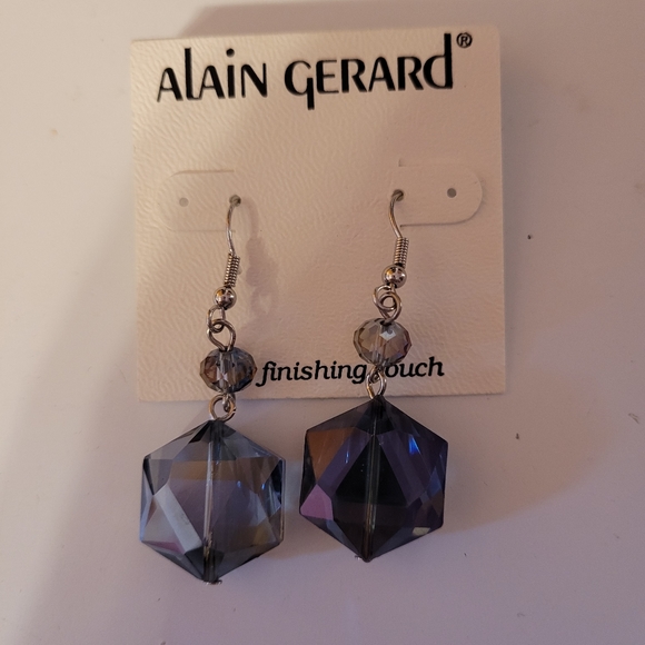 Alain Gerard Necklace (8.5") and Earrings Set Translucent Blue Purple New In Box - Picture 2 of 6